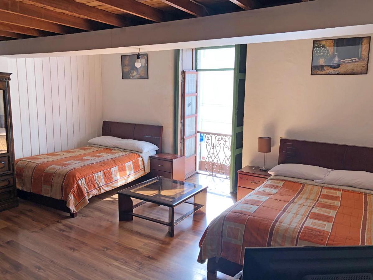 Hostal Latina Cuenca Eksteriør bilde